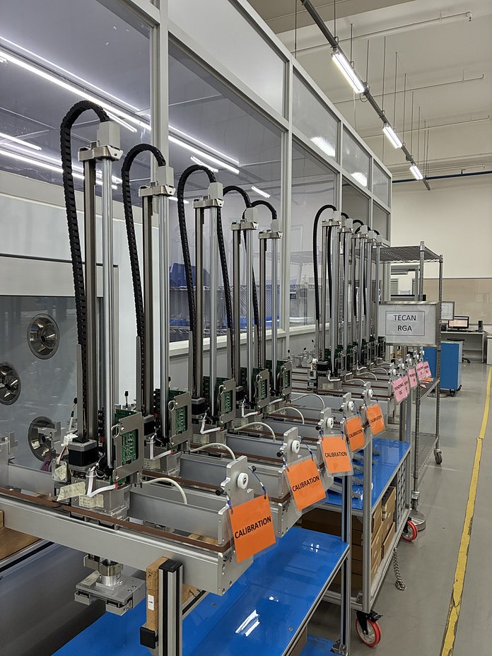 Robotics for lab automation